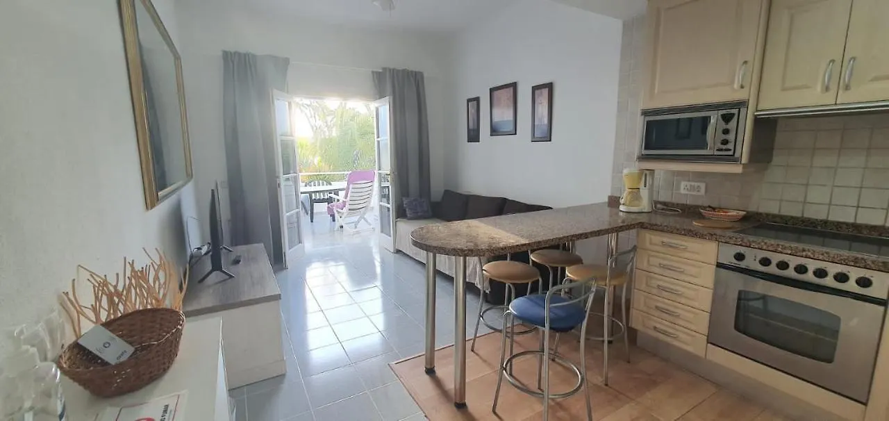 Amazing Beachfront, Pool And Terrace Costa Adeje